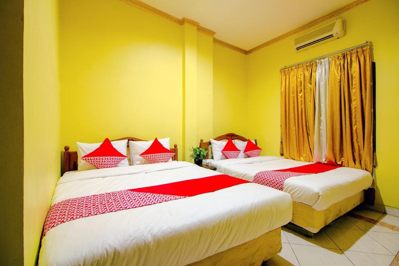 Oyo 1770 Hotel Mawar Saron 2 Kejayan Εξωτερικό φωτογραφία